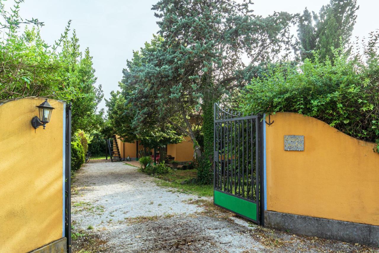 CampoleoneCountry House Tra Lago E Mare A Sud Di Roma别墅 外观 照片